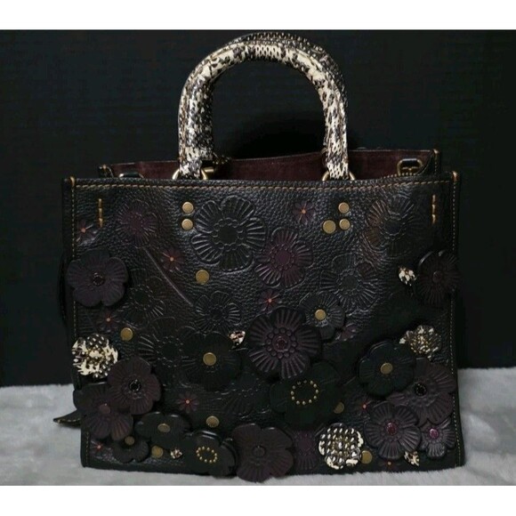 COACH 1941 Exotic Tea Rose Rogue OL/Black - Picture 2 of 12